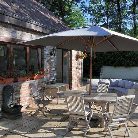 Suite Familiale Avec 2 Chambres Dans Une Villa - Quartier Vert Et Boise - 5 Kms De Намюр Экстерьер фото